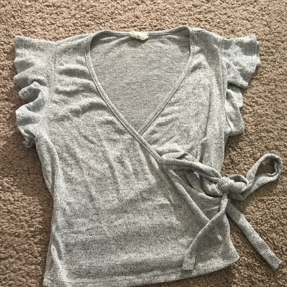 Lightweight blouse/crop top